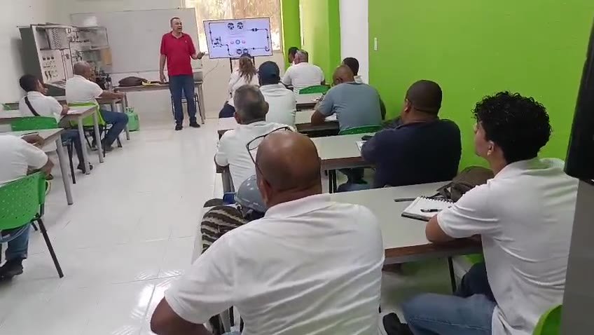 Clase de formación en el SENA